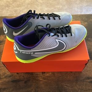 Nike Legend 9 Club TF - Men’s 11 - New